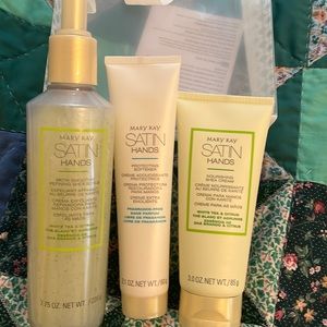 Mary Kay Satin Hands White Tea and Citrus NIB